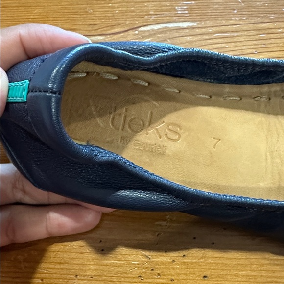 Tieks  by Gavrieli  Chic Blue Leather Ballet Flats size 7 - Picture 6 of 9